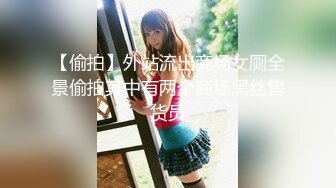 Al&mdash;杨幂母女服侍一人