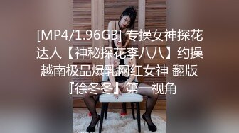 【最新吃瓜泄密❤️流出】❤️禽兽父亲乱伦调教16岁刚长逼毛的高中生女儿，妹子长的还不赖